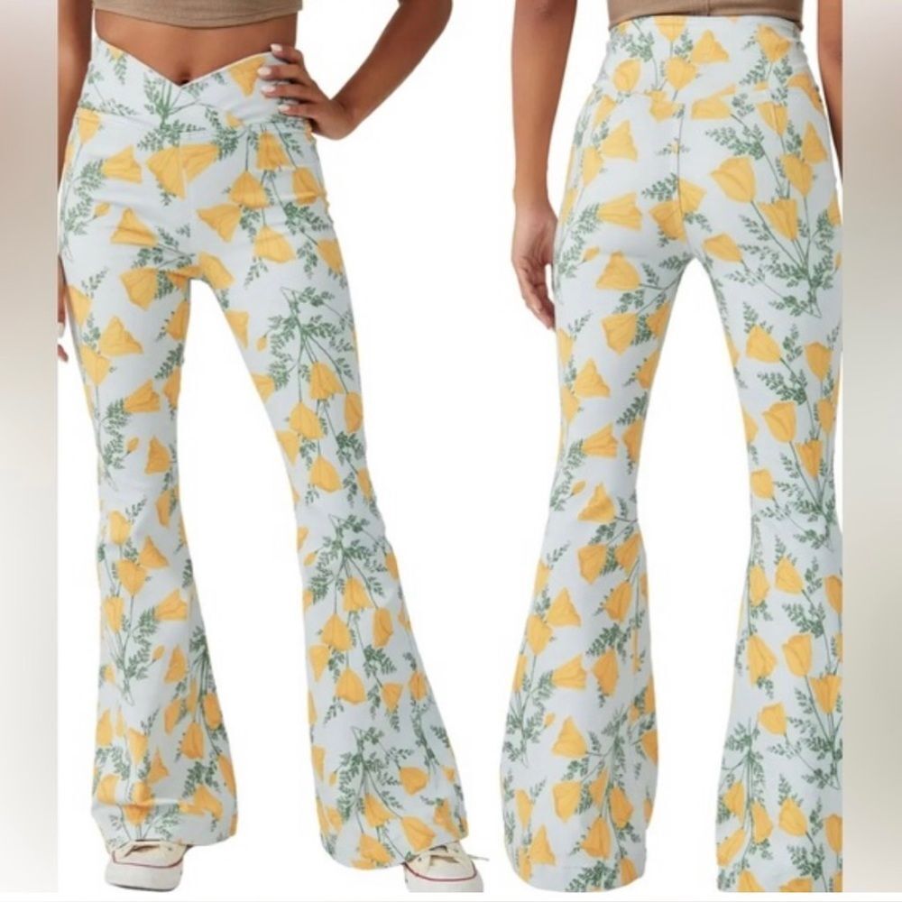 We The Free Venice Beach high-rise flare jeans; Size 24 w/Plenty of stretch!